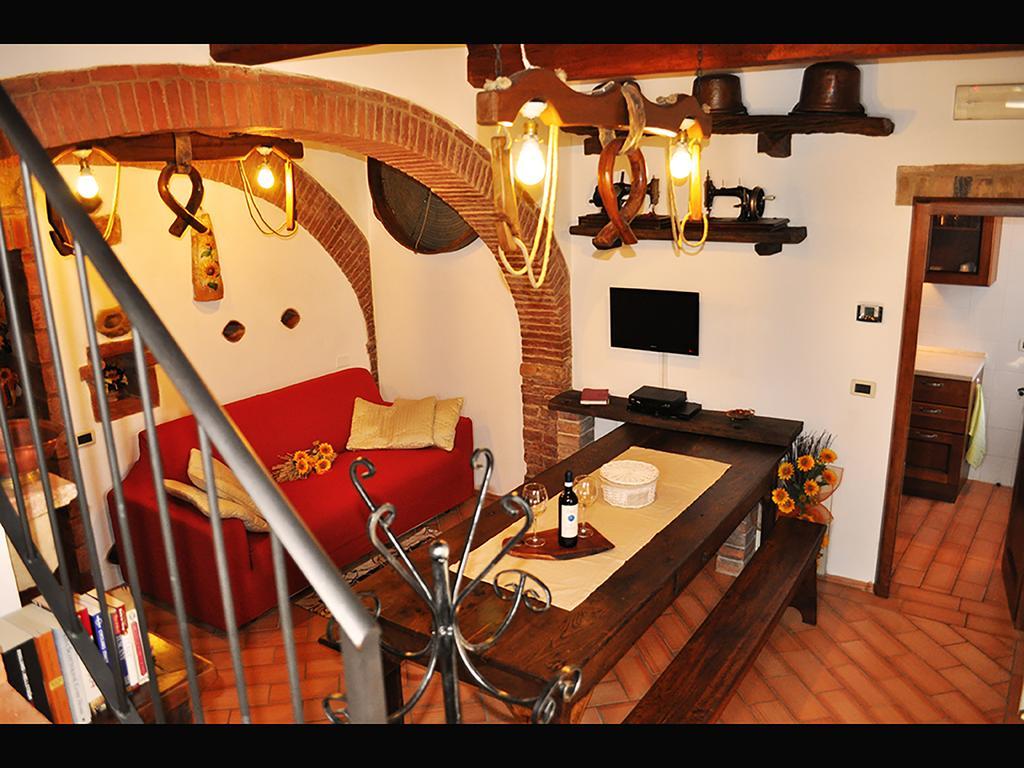 La Casina Toscana Монтепульчано Номер фото